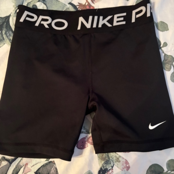 Nike Pro Bundle - Picture 5 of 6